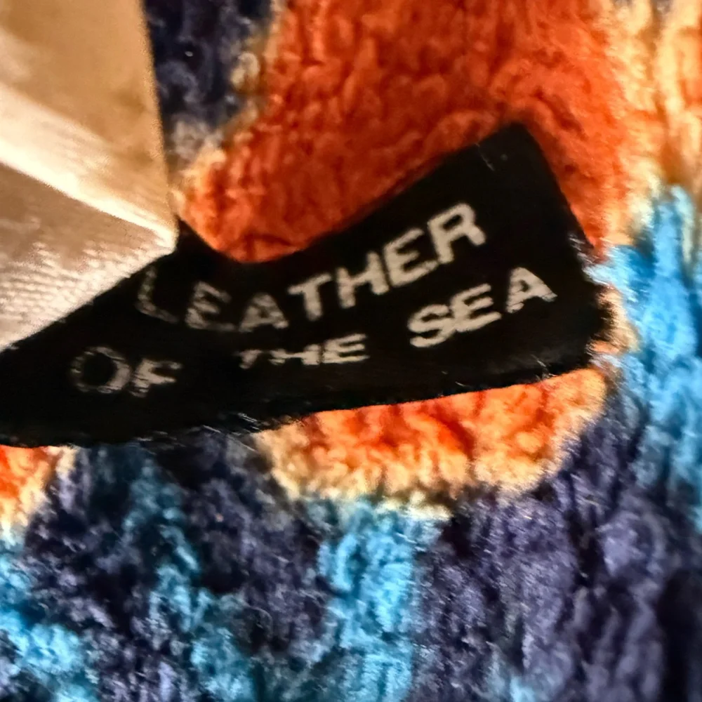 Leather of the Sea Women’s Genuine Vintage Eel Skin Camel shoulder Pocketbook - Picture 3 of 4